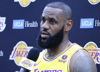 NBA’de son dönemi mu?: LeBron James’ten emeklilik karşılığı