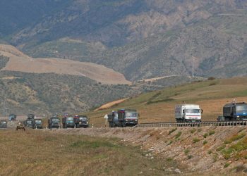 Rus Barış Gücü askerleri Karabağ’dan çekiliyor: Rus heyeti Erivan’ı ziyaret edecek