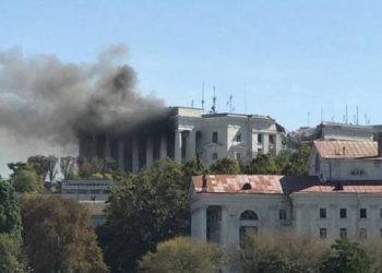 Rus donanmasının Sivastopol’daki karargahına füze saldırısı yapıldı