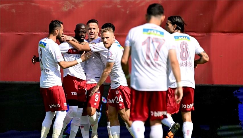 Sivasspor 5 maç sonra galip geldi: Pendikspor tekrar kazanamadı