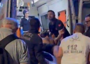 Tartıştığı adamı zıpkınla vurdu