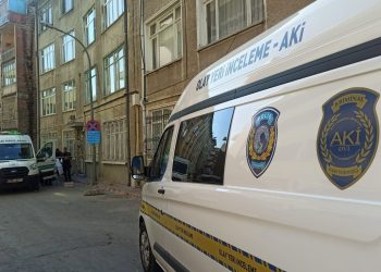 Tartıştığı annesini öldürdü