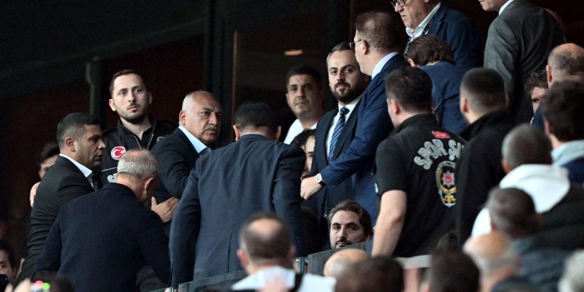 TFF Lideri Mehmet Büyükekşi: Herkes kendine yakışanı yapar