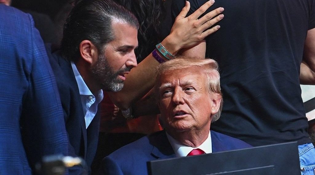Trump’ın oğlunun hesabı hacklendi: Babam öldü, lider adayı benim