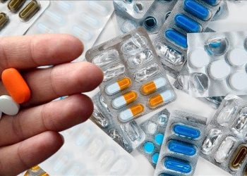 Türkiye antibiyotik kullanımında kırmızı alarm veriyor | “Artık ilaç ya da tedavi seçeneği olmayan mikroplar var”