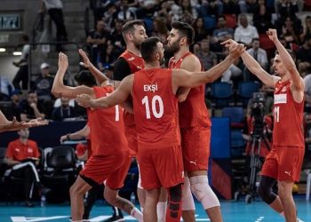 Türkiye-Sırbistan voleybol maçı ne vakit? Filenin Efeleri maç programı