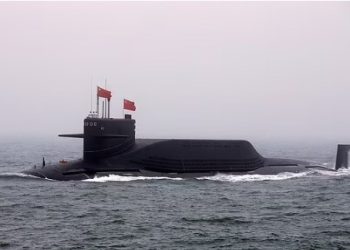 Tuzağa yakalanan Çin denizaltısındaki 55 denizcinin öldüğü tez edildi