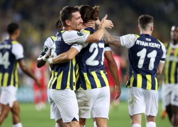 UEFA Avrupa Konferans Ligi | Fenerbahçe, grup aşamasına galibiyetle başladı