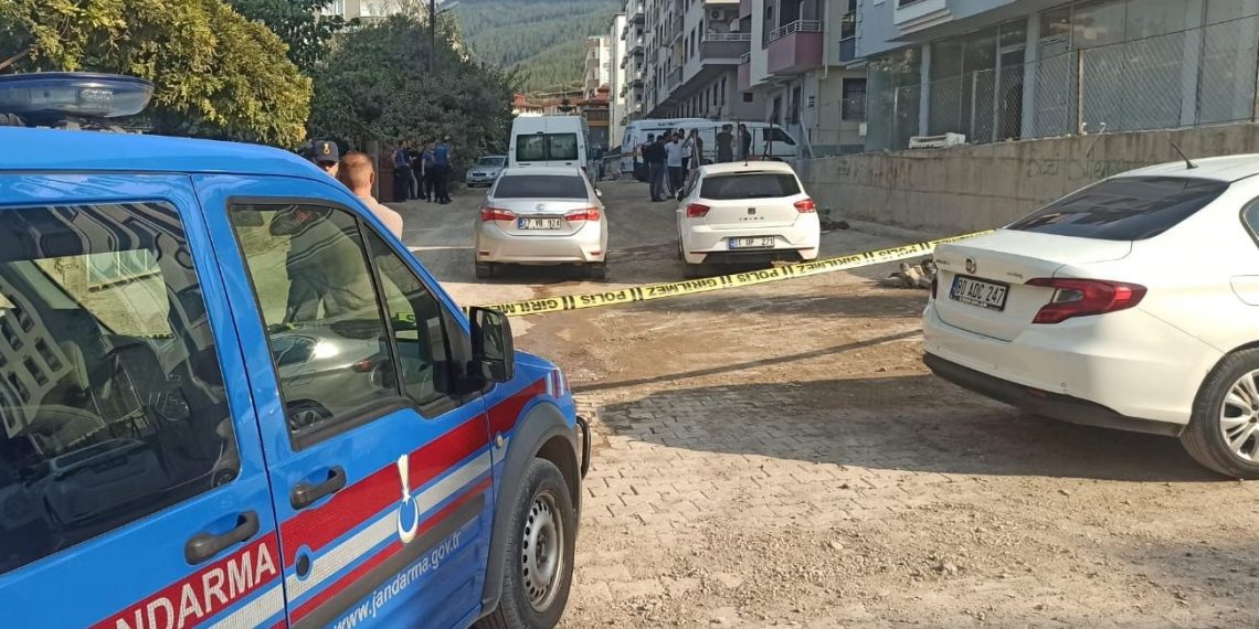 Uyuşturucu operasyonunda jandarmaya ateş açıldı: 1 şehit, 2 yaralı