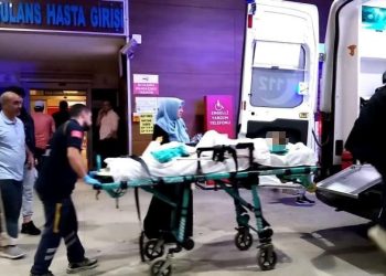 Üzerine kaynar su dökülen çocuk ağır yaralandı