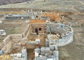 Yalvaç nerede, hangi vilayet hudutları içerisinde?