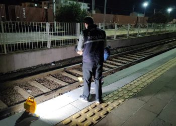 Yaşlı adamın feci sonu: Raylara düştü, trenin altında kaldı