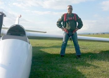 Yelkenkanatlar çarpıştı: 1 pilot öldü, 1 pilot yaralı