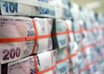 Zimmetine para geçiren eski bankacıya 12,5 yıl mahpus