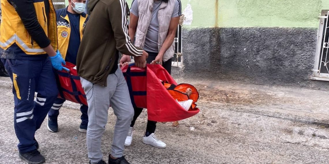 13 yaşındaki Bestegül, tabancayla oynarken kendini vurdu