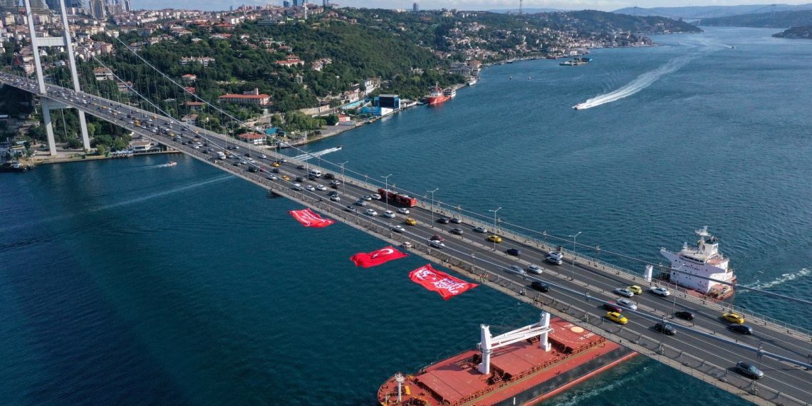 15 Temmuz Şehitler Köprüsü trafiğine 29 Ekim ayarı