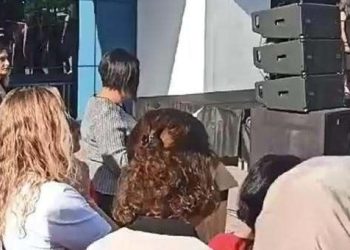 29 Ekim konuşması nedeniyle gözaltına alınan öğretmen isimli denetimle özgür