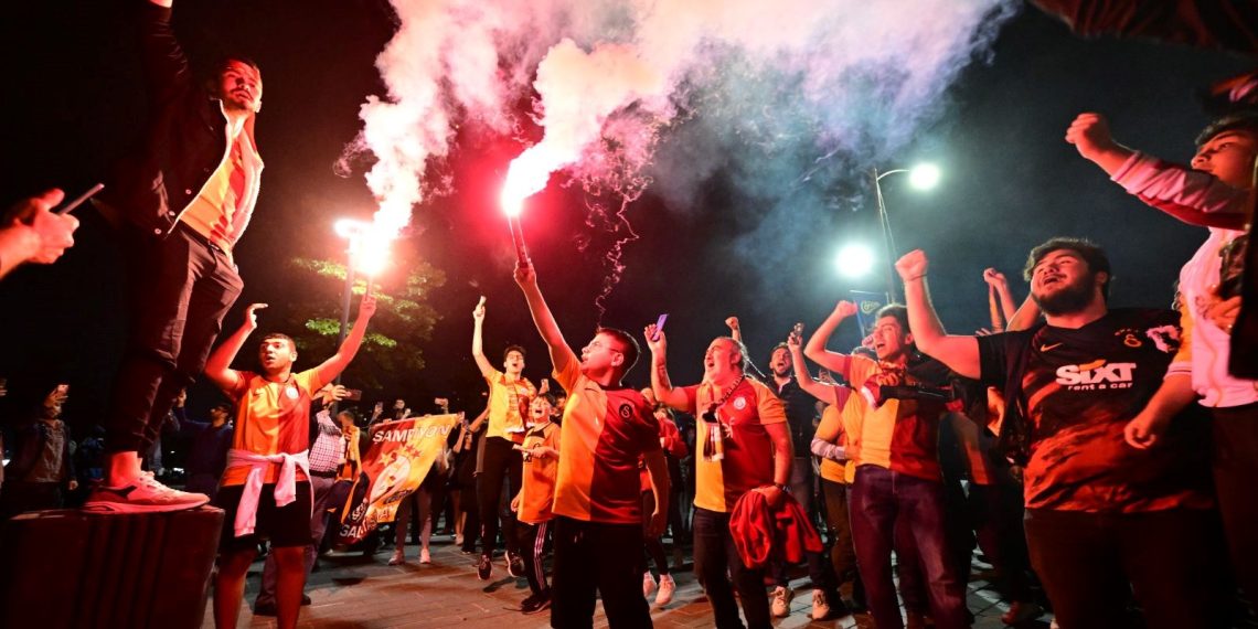 3 büyükler ortasında deplasman yasağı kaldırıldı