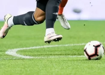 İçişleri Bakanı Ali Yerlikaya yasa dışı bahis operasyonunu duyurdu: 52 kişi gözaltında, 2 futbolcu da şebekede