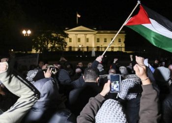 ABD’de Yahudi protestocular kongre üyelerinin odalarını işgal etti