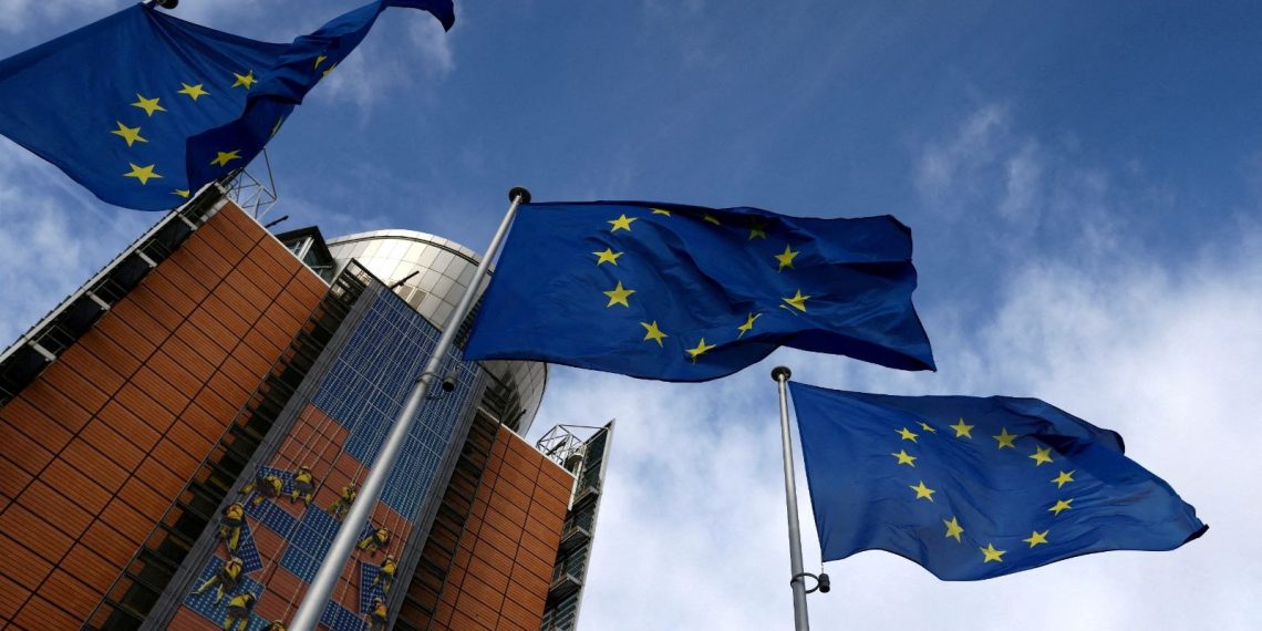 AB’den “İsrail’in yanındayız lakin siviller gaye olmamalı” iletisi