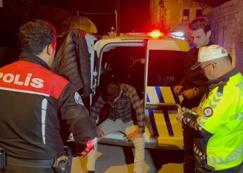 Aksaray sokaklarında polis-şüpheli kovalamacası: 15 dakikada yakalandı