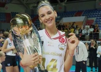 Aleksia Karutasu kimdir, nereli, ne vakit Türk vatandaşı oldu?