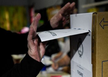 Arjantin’de devlet lideri seçimi ikinci tipe kaldı