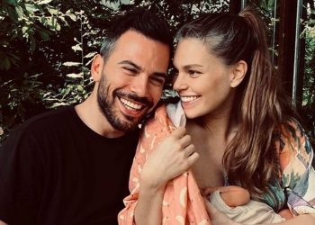 Aslı Enver’den eşi Berkin Gökbudak ve kızı Elay ile yeni pozlar