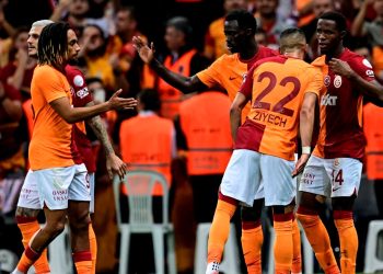 Avrupa’da Galatasaray’ın rakipleri liglerinde kazandı