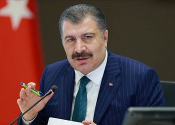 Bakan Koca duyurdu: Gazze için yardım uçağı gönderiliyor