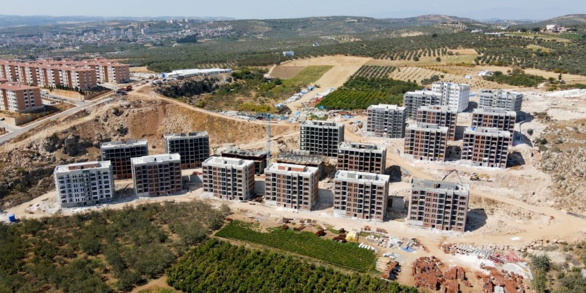 Bakan Özhaseki: Hatay’da 45 bin 186 afet konutunun kaba inşaatı bitti