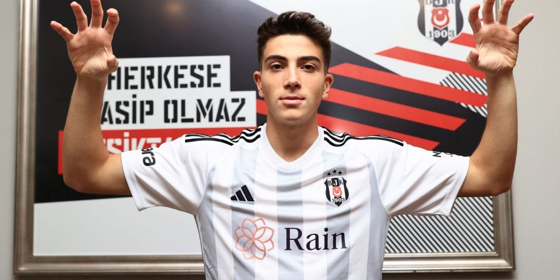 Beşiktaş’tan Yakup Arda Kılıç’a profesyonel kontrat