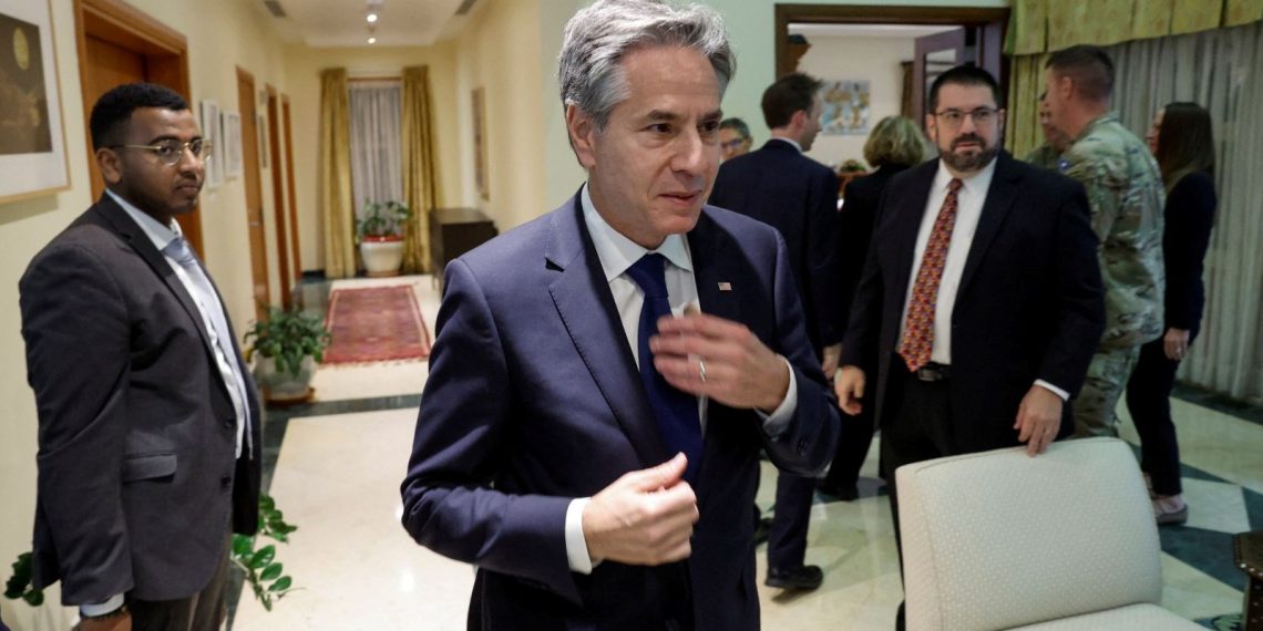 Blinken’dan Irak’a sürpriz ziyaret: İnsani ateşkes rehineler için uygun olabilir