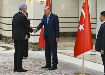 Büyükelçilerden Erdoğan’a inanç mektubu