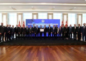 Canlı fay sınırları mercek altında | “Hendekler kazılacak, tüm Türkiye karış karış taranacak”