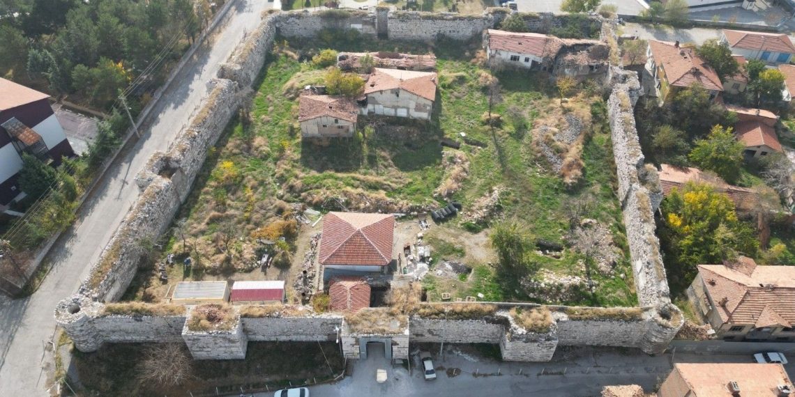 Çorum Kalesi’nde onarım çalışmaları başladı