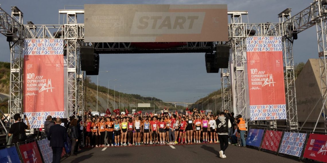 Cumhuriyetin 100. Yılı, Yavuz Sultan Selim Köprüsü’nde “Cumhuriyet Bayanları Koşusu”yla kutlandı