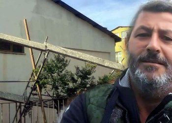 Devrilen iskeleden düşen emekçi hayatını kaybetti