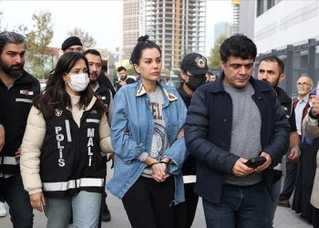 Dilan Polat sözü alınırken kötüleşti