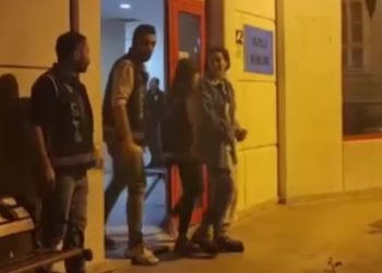 Dilan ve Engin Polat çifti sıhhat denetimi için hastaneye götürüldü