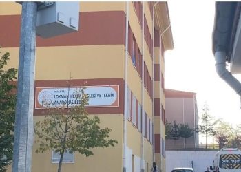 Doğalgaz sızıntısı öğrencileri hastanelik etti