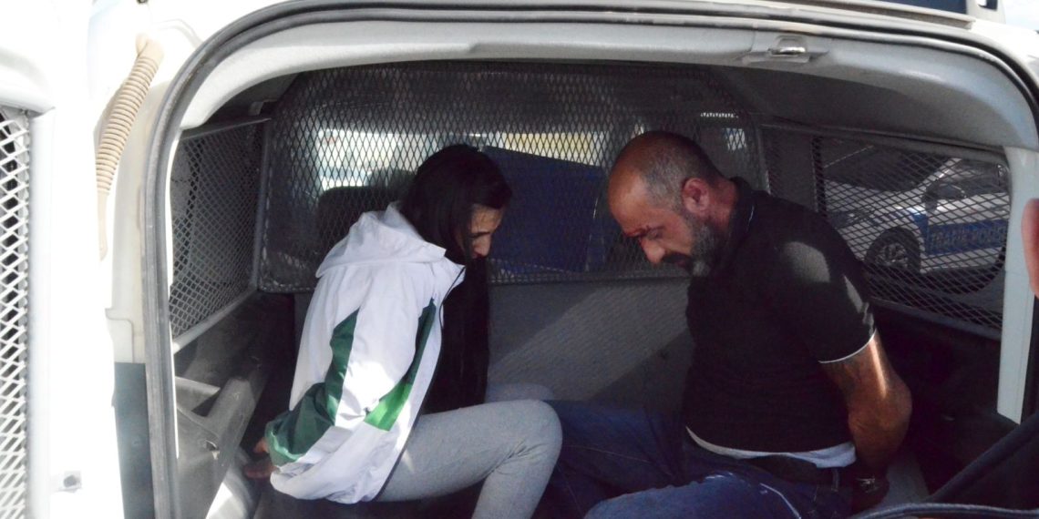 “Dur” ihtarına uymayan ehliyetsiz şoföre 22 bin lira para cezası