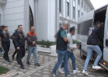 E- ticaret siteleri üzerinden 71 kişiyi 500 bin TL dolandırdılar: 4 tutuklama