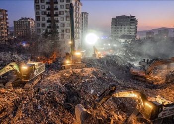 Ebrar Sitesi ile ilgili fecî rapor: Betonu elle ufalanabilecek kadar düşük dirence sahip