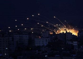 El-Aksa televizyonu: İsrail, Gazze’ye beyaz fosfor bombasıyla saldırıyor