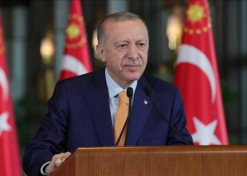 Erdoğan’dan Cumhuriyetin 100. yılı için davet: Yer gök bayrak olsun