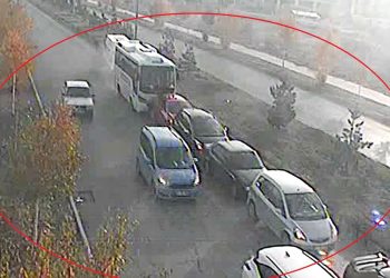 Erzurum’da zincirleme kaza: 23 yaralı