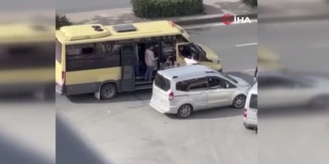 Esenyurt’ta yol verme hengamesi