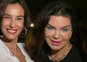 Esin Moralıoğlu Arzum Onan’ın doğum gününe katıldı